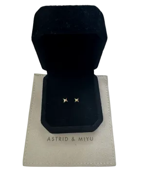 Astrid & Miyu Yellow 18k Gold Plated Silver Gold Star Stud Earrings