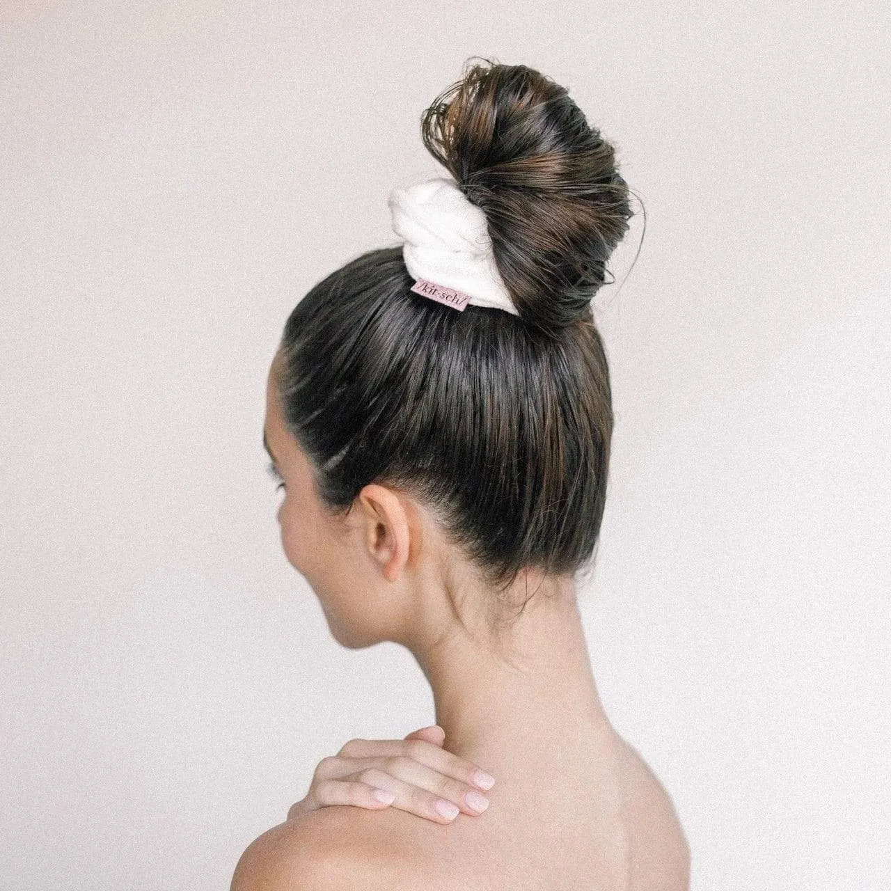 Kitsch - Microfiber Towel Scrunchies in White